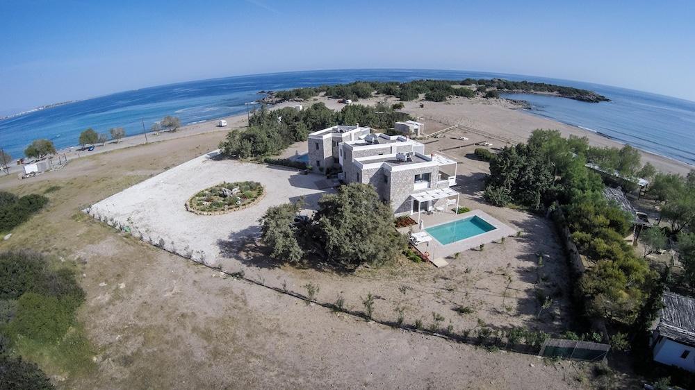 Cedar Bay Beachside Villas パレオコラ エクステリア 写真