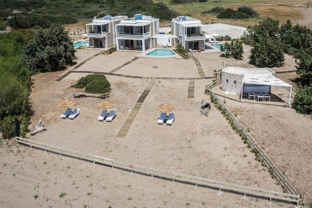 Cedar Bay Beachside Villas パレオコラ エクステリア 写真