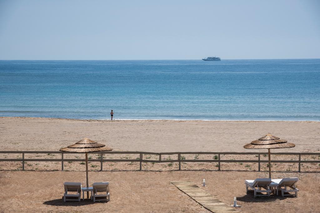 Cedar Bay Beachside Villas パレオコラ エクステリア 写真